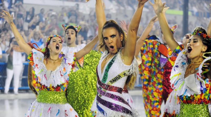 Ivete Sangalo incendeia a Sapucaí durante Carnaval 2017 no Rio de Janeiro